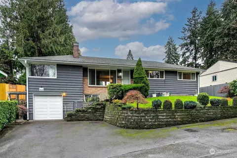 600 SW 129th St, Burien, WA 98146