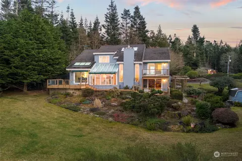 570 Mcminn Rd, Port Townsend, WA 98368