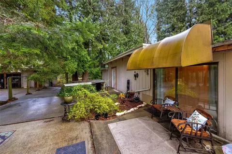 Exterior - 23006 19th Ave SE, Bothell, WA 98021 photo 11 of 15