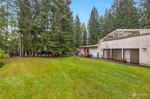 Exterior - 23006 19th Ave SE, Bothell, WA 98021 photo 5 of 15