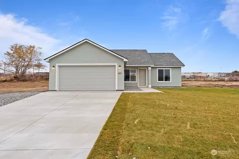 204 Rattray Dr, Mattawa, WA 99349