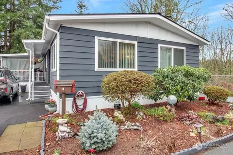 1121 244th St SW #13, Bothell, WA 98021