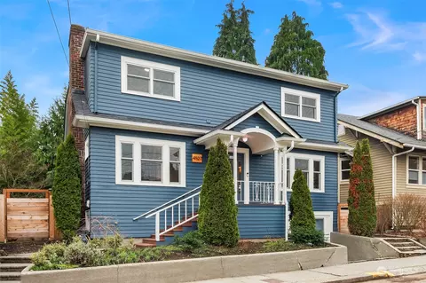4527 1st Ave NE, Seattle, WA 98105