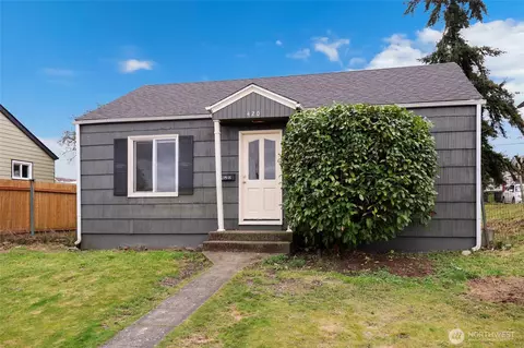 420 E Wright Ave, Tacoma, WA 98404