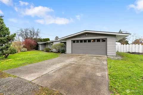 5815 Ewings Ct, Bow, WA 98232