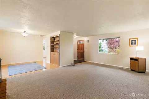 5815 Ewings Ct, Bow, WA 98232 photo 7