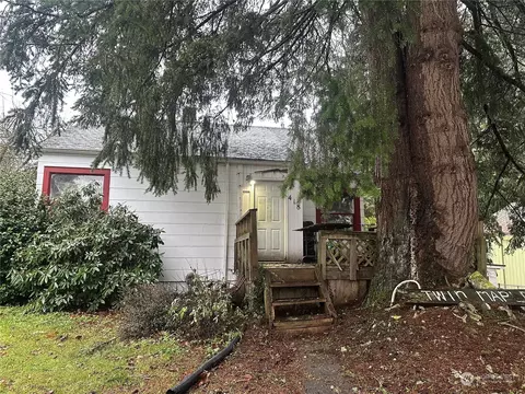 418 Garrison St, Olympia, WA 98506