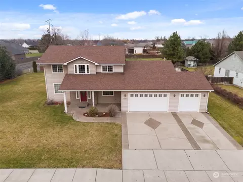 650 W Whitman Dr, College Place, WA 99324