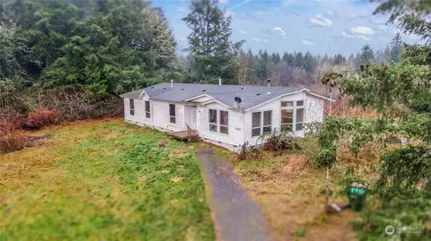 12333 123rd Ave SE, Rainier, WA 98576