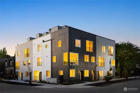3336 Wetmore Ave S, Seattle, WA 98144