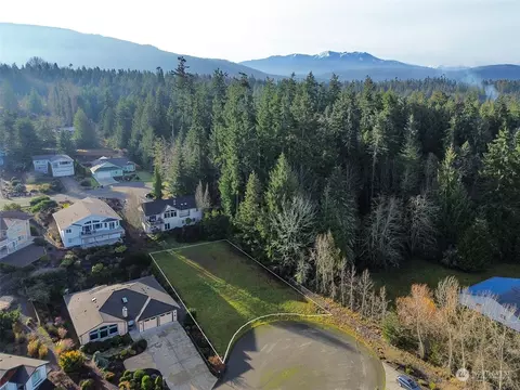 9999 Topaz Way, Sequim, WA 98382