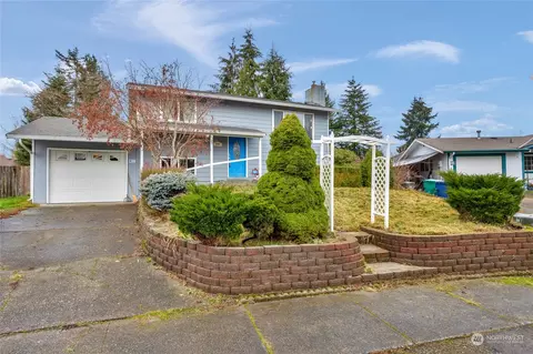 227 Belmark Ave, Granite Falls, WA 98252