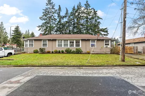 64 Idaho St, Tacoma, WA 98409
