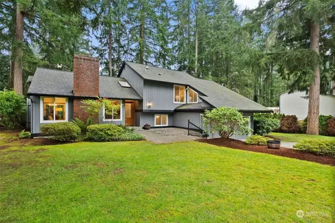 1916 45th Street Ct NW, Gig Harbor, WA 98335
