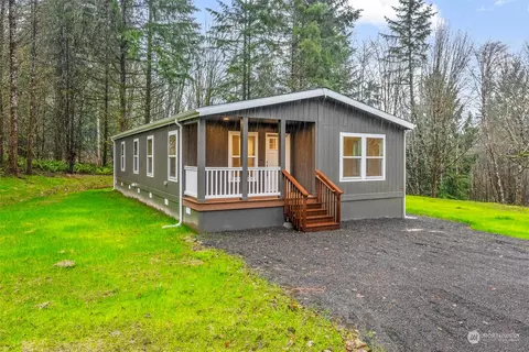 233 Woodside Dr, Longview, WA 98632