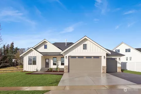 2190 Lagerwey Cir, Lynden, WA 98264