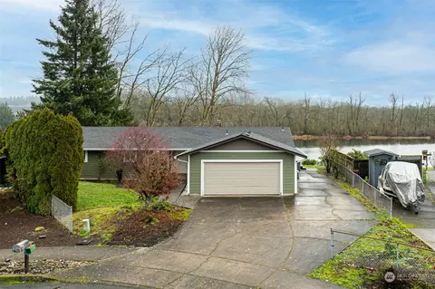 415 Lake Ave, Woodland, WA 98674