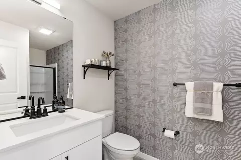 Bath - 19524 16th Ave SE #A6, Bothell, WA 98012 photo 1 of 6