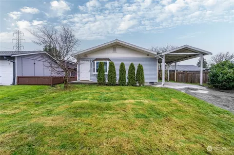 8726 13th St NE, Lake Stevens, WA 98258