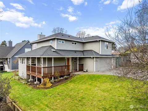 1216 G Ave, Anacortes, WA 98221