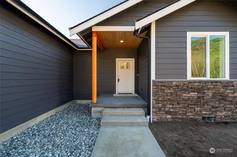 6505 Watson Loop, Maple Falls, WA 98266 photo 2
