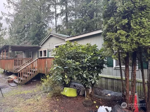 762 Balfour Valley Dr, Maple Falls, WA 98266