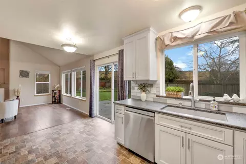 206 Callendar Ct NW, Orting, WA 98360 photo 14