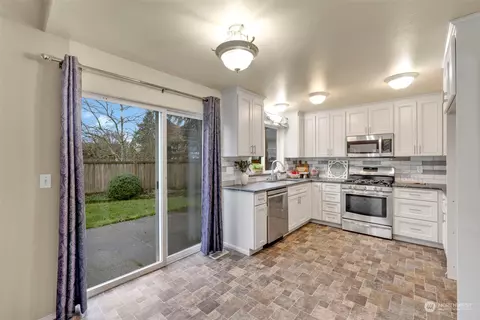 206 Callendar Ct NW, Orting, WA 98360 photo 12