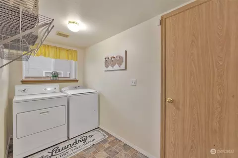 206 Callendar Ct NW, Orting, WA 98360 photo 18