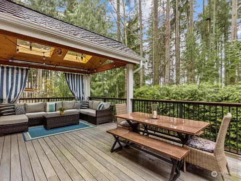 Exterior - 2901 214th St SE, Bothell, WA 98021 photo 2 of 8