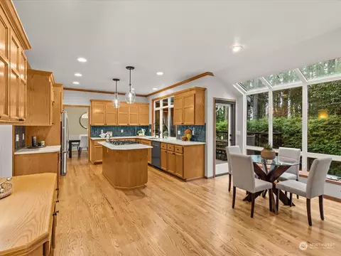 Kitchen - 2901 214th St SE, Bothell, WA 98021 photo 3 of 4