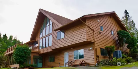 3008 40th St SE, Puyallup, WA 98374