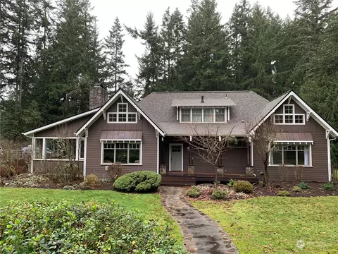6900 Island Center Rd NE, Bainbridge Island, WA 98110