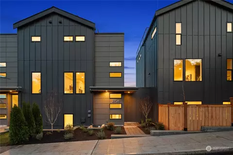 2708 5th Ave W, Seattle, WA 98119
