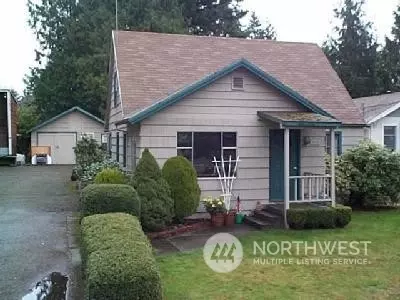 18336 Ashworth Ave N, Shoreline, WA 98133