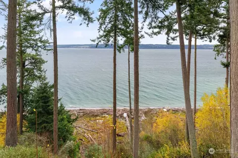 613 Race Rd, Coupeville, WA 98239