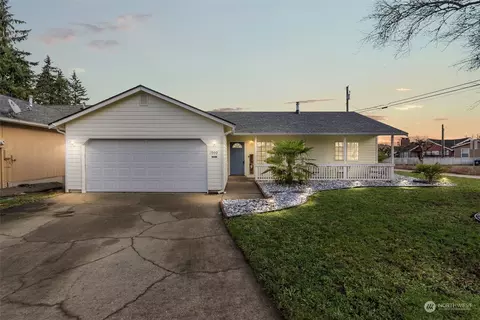 1000 Mckinley Ln N, Centralia, WA 98531