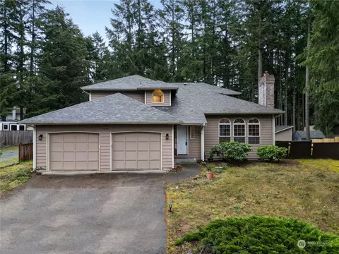 25207 67th Ave E, Graham, WA 98338