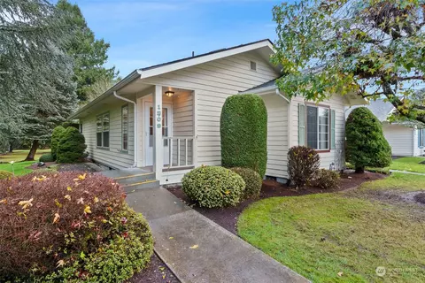 1209 Searle Dr, Centralia, WA 98531