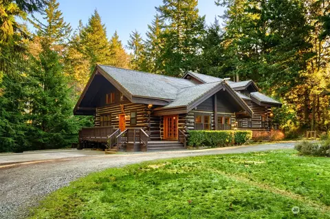 3138 Shadowbrook Ln, Oak Harbor, WA 98277