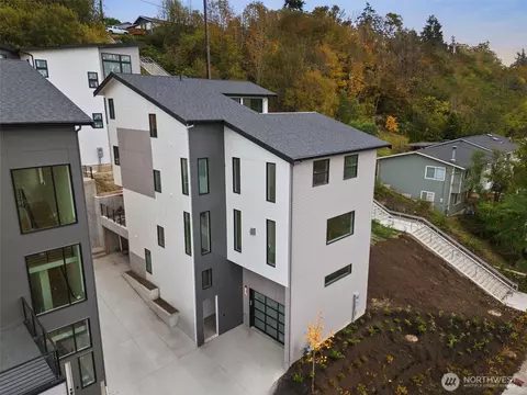 5256 23rd Ave SW, Seattle, WA 98106