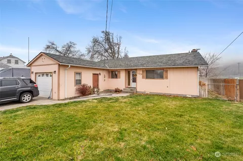 109 E Catherine St, Milton Freewater, OR 97862
