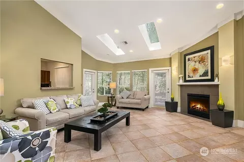 Living - 18930 Bothell Everett Hwy #D202, Bothell, WA 98012 photo 5 of 5
