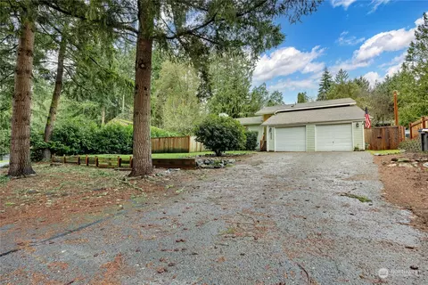 5803 School St NE, Bremerton, WA 98311