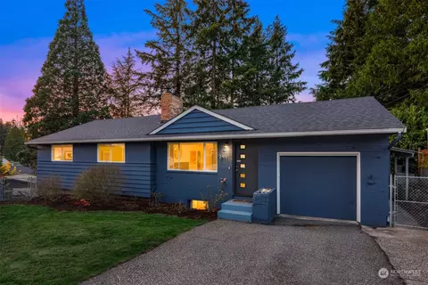 7911 198th St SW, Edmonds, WA 98026