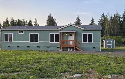 53 Newton Rd, Forks, WA 98331
