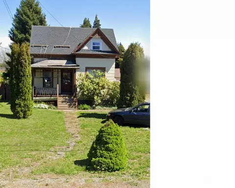 8411 Tacoma Ave S, Tacoma, WA 98444