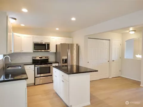 3831 Grand Ave, Everett, WA 98201 photo 8