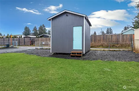 Exterior - 212 170th St E, Spanaway, WA 98387 photo 5 of 7