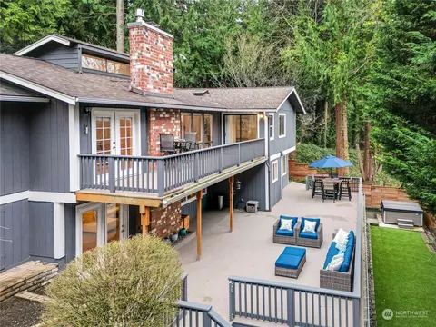 65 Mt Pilchuck Ave SW, Issaquah, WA 98027